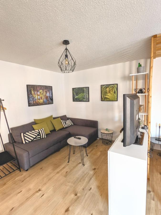 No. 55 - 10 Min To Centre Apartment *
